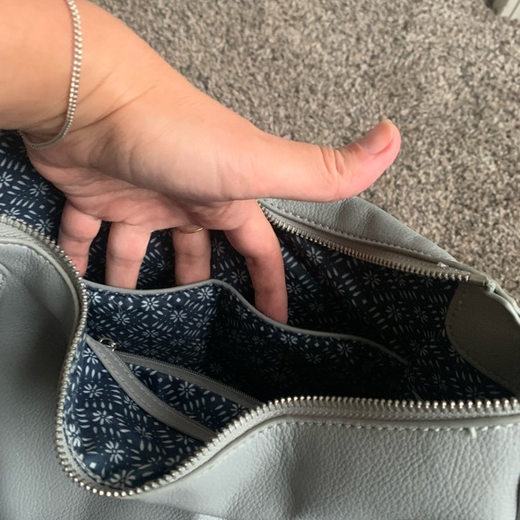 Urban Expressions Chain Detail Bag - Picture 8 of 11